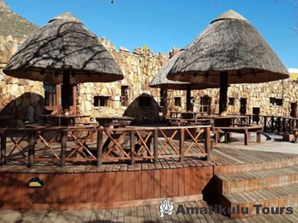 ntshondwe's thatched buildings nestle is ideally situated